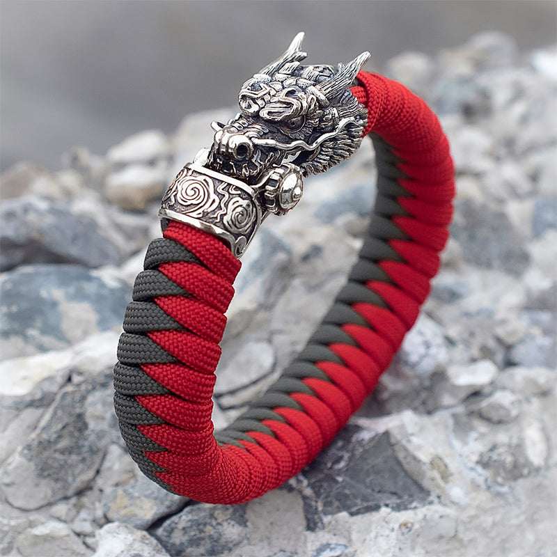 découvrez notre bracelet paracorde fin alliant élégance et résistance, parfait pour un style tendance et durable au quotidien.