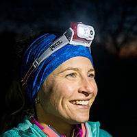 découvrez comment choisir la meilleure lampe frontale en 2025 grâce à notre guide complet, pour allier performance, confort et autonomie lors de vos activités en plein air.